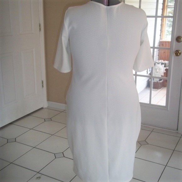 Off White Textured Knit Long Line Fitted Shift - Picture 3 of 4